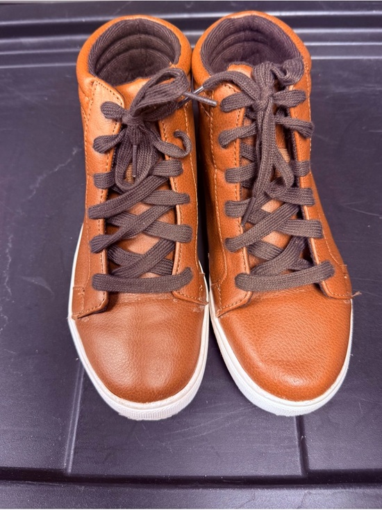 wonder nation Other - Wonder Nation boys size 4 high top sneakers shoes Brown Faux Leather boots great